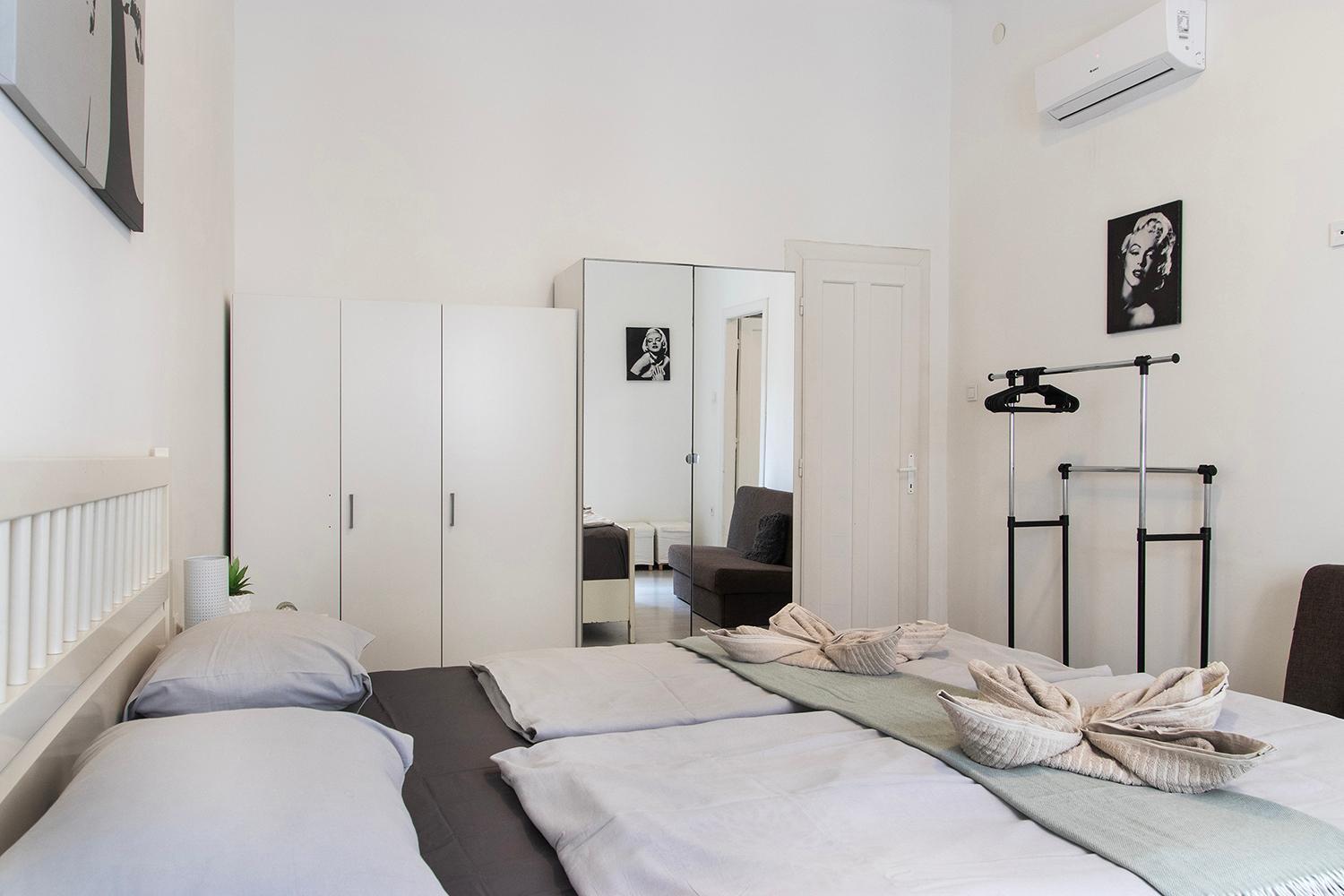 Dora Apartment Near Buda Castle With Parking! Budapest Exterior foto